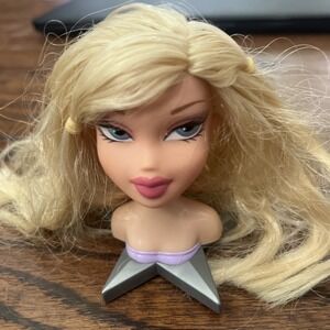 RARE Bratz Doll Head Gamez Cloe? Blonde Hair Blue‎ Eyes Star Base Y2K